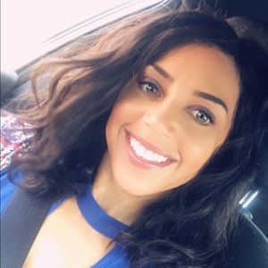 Meet your Posher, Alina